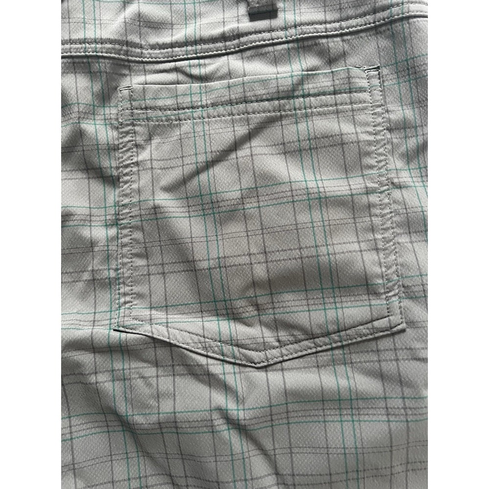 Under Armour Mens 34 HeatGear Golf Preppy Dadcore Performance Shorts (125) - Picture 9 of 9